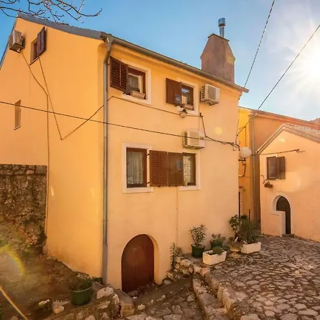 Studio-apartman Dejan Bakar