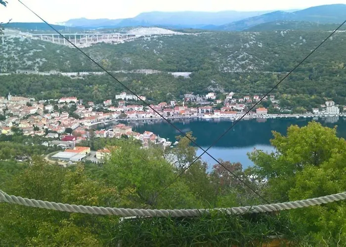 Studio-apartman Dejan Бакар