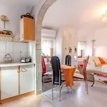 Studio-apartman Dejan Bakar